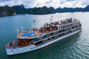 Du thuyền 5* Heritage Bình Chuẩn Lan Hạ